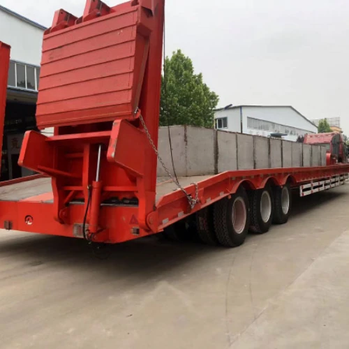 Remolc Lowboy de 4 eixos per servei pesat